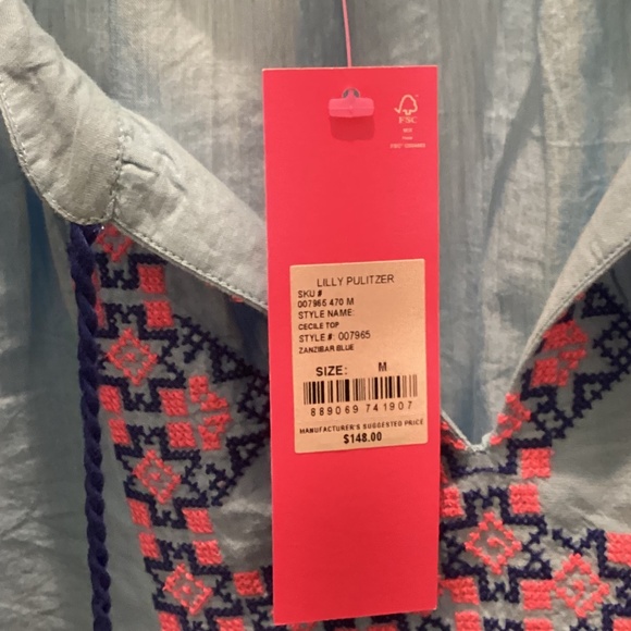 Lilly Pulitzer - Picture 3 of 3